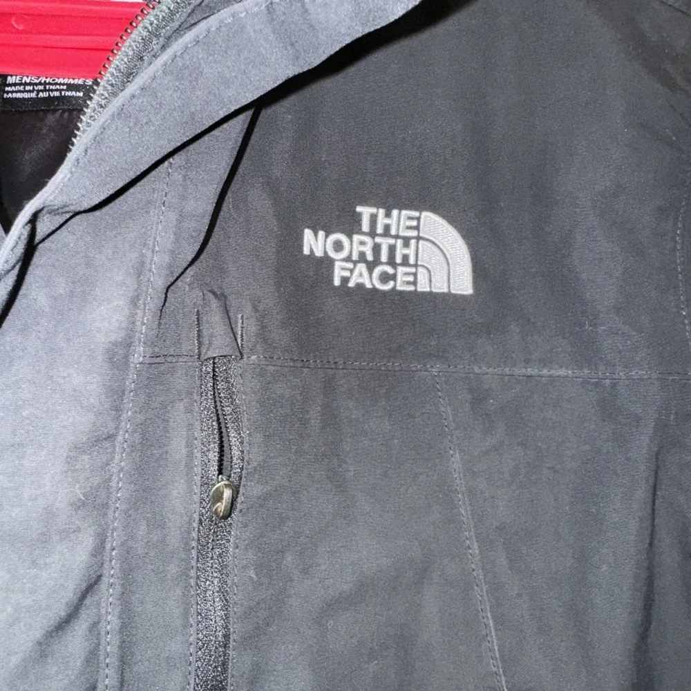 The North Face TNF Men Medium‎ Outdoor Light Jacket Winderbreaker
